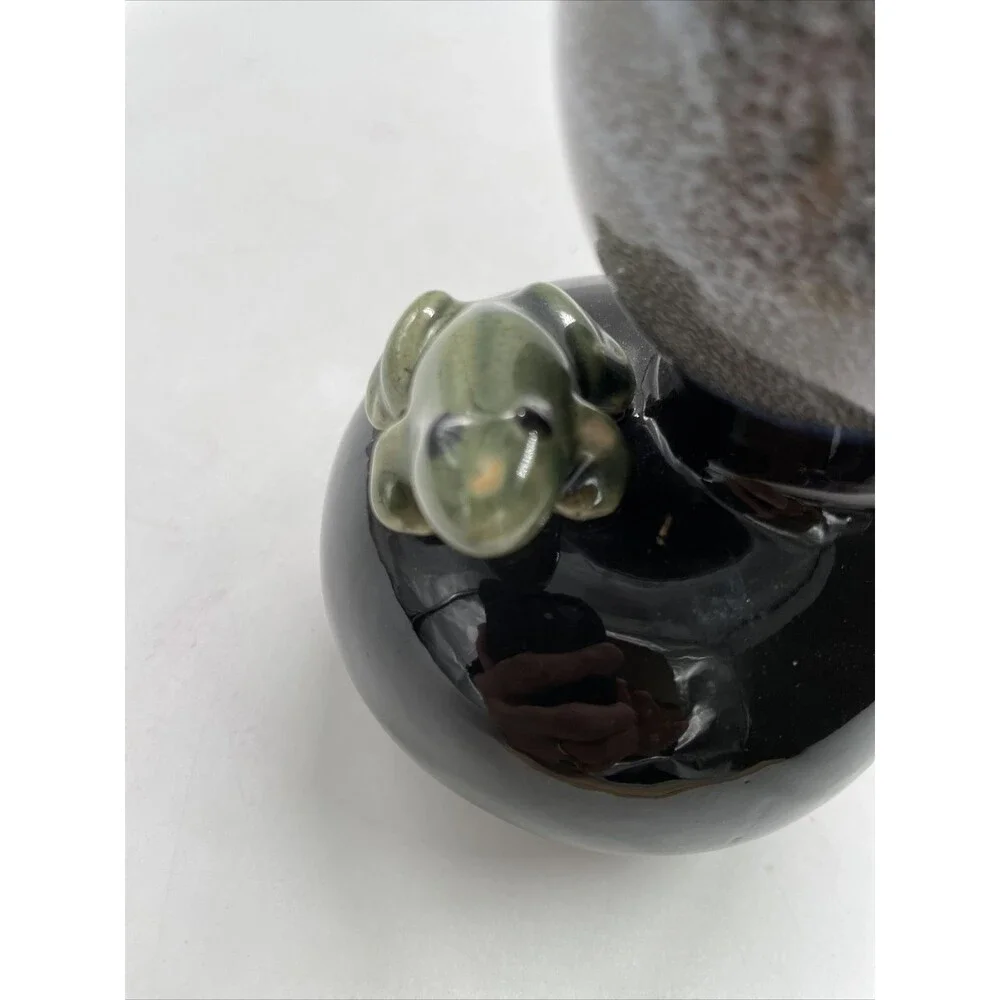 Pottery Ceramic Black Two Tone Speckle Bud Vase with Cute Green Frog 5”